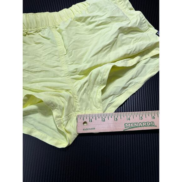 Patagonia Barely Baggies Shorts Yellow Womens Medium Hiking Outdoors Nylon - Picture 8 of 11